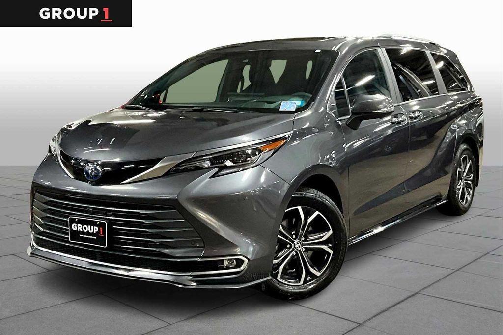 used 2025 Toyota Sienna car, priced at $61,822