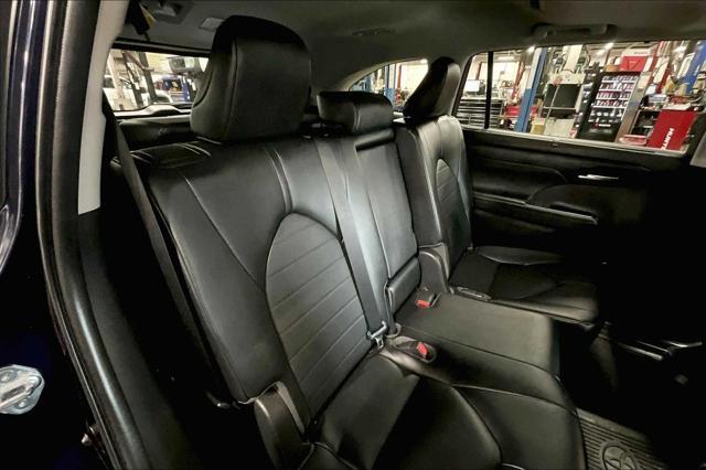 used 2023 Toyota Highlander car, priced at $39,981