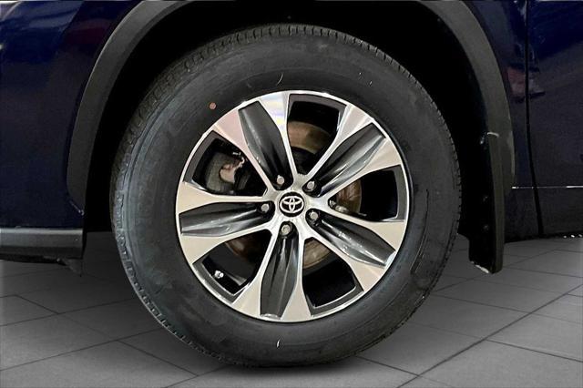 used 2023 Toyota Highlander car, priced at $39,981