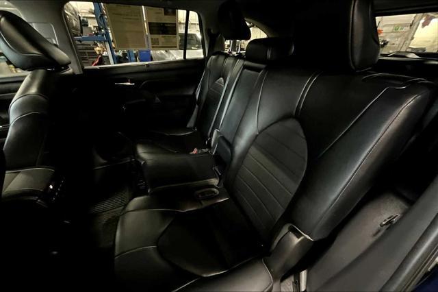 used 2023 Toyota Highlander car, priced at $39,981
