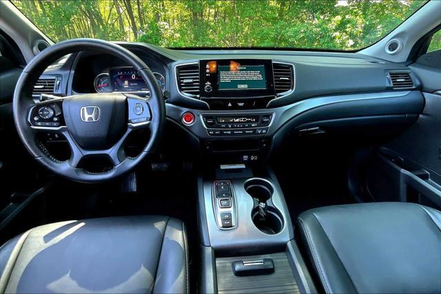 used 2022 Honda Pilot car, priced at $33,808