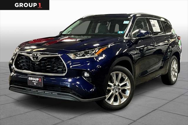 used 2022 Toyota Highlander car, priced at $41,982