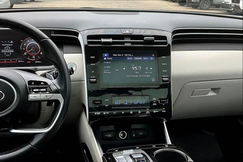 used 2022 Hyundai TUCSON Hybrid car, priced at $23,892