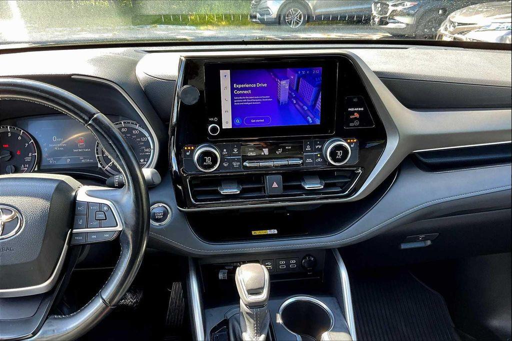 used 2023 Toyota Highlander car, priced at $35,492