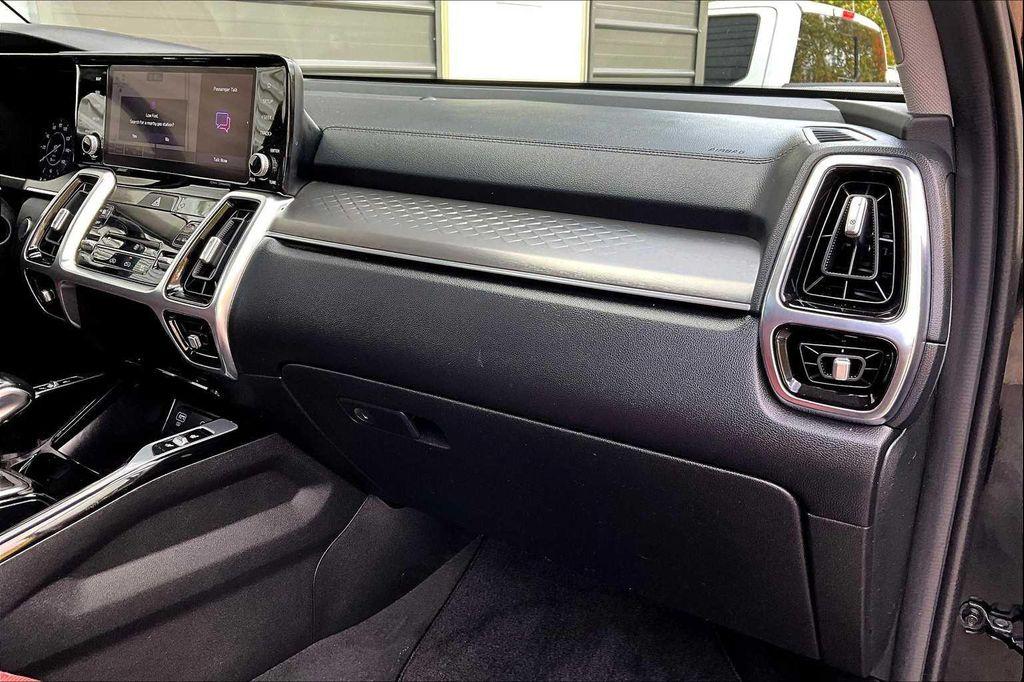 used 2021 Kia Sorento car, priced at $28,992
