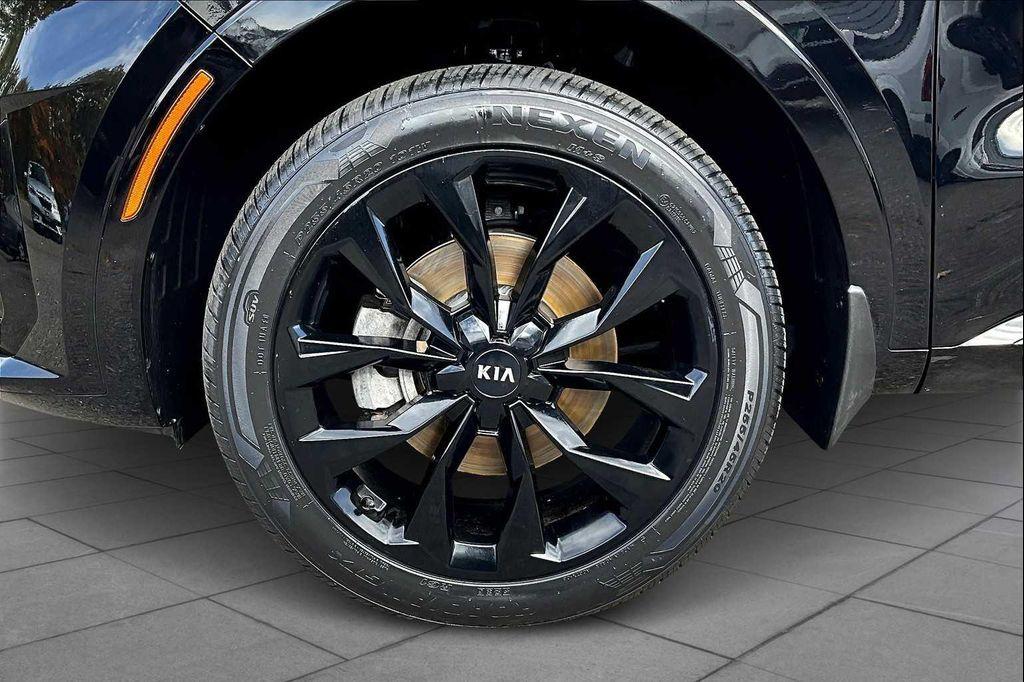 used 2021 Kia Sorento car, priced at $28,992