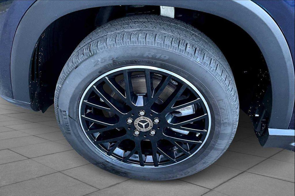 used 2020 Mercedes-Benz GLE 350 car, priced at $28,491