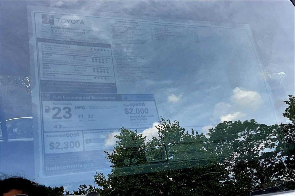 new 2025 Toyota Grand Highlander car, priced at $49,997