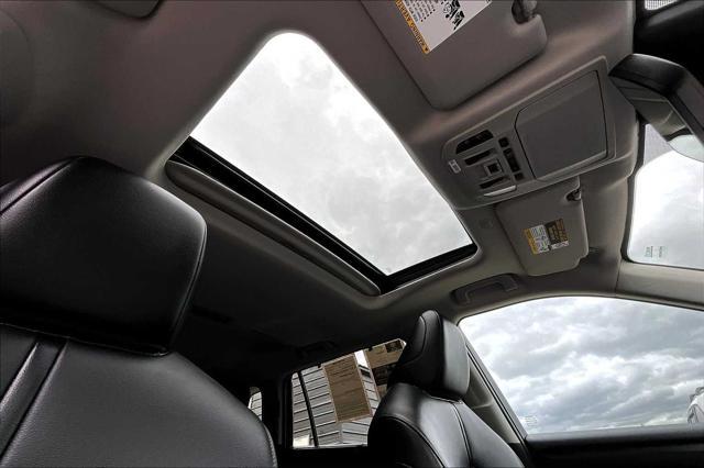 used 2021 Toyota Highlander car, priced at $34,892