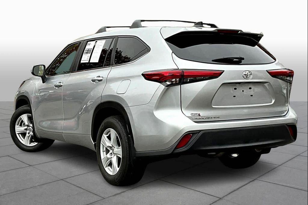 used 2023 Toyota Highlander car, priced at $30,892