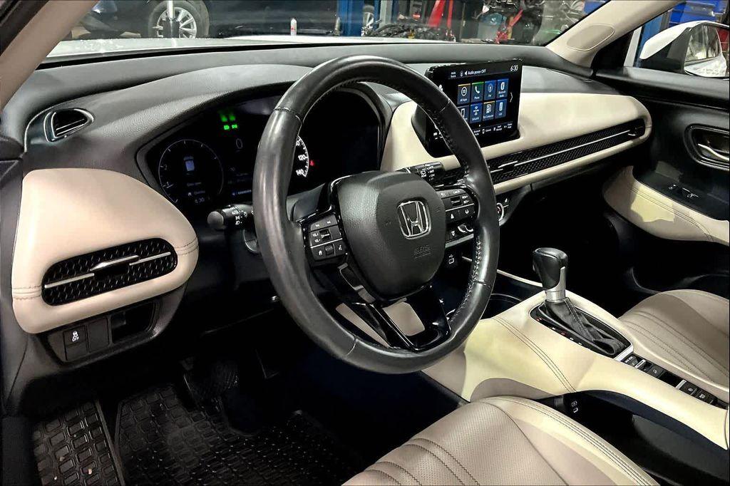 used 2025 Honda HR-V car, priced at $30,882
