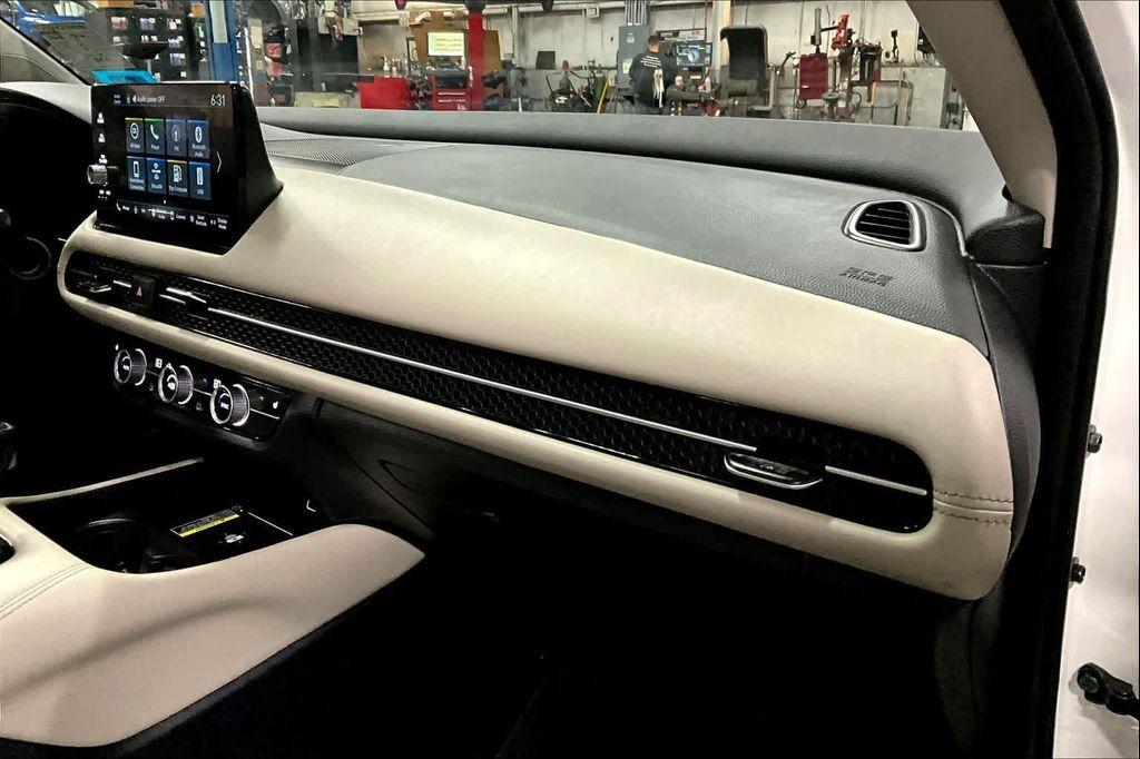 used 2025 Honda HR-V car, priced at $30,882