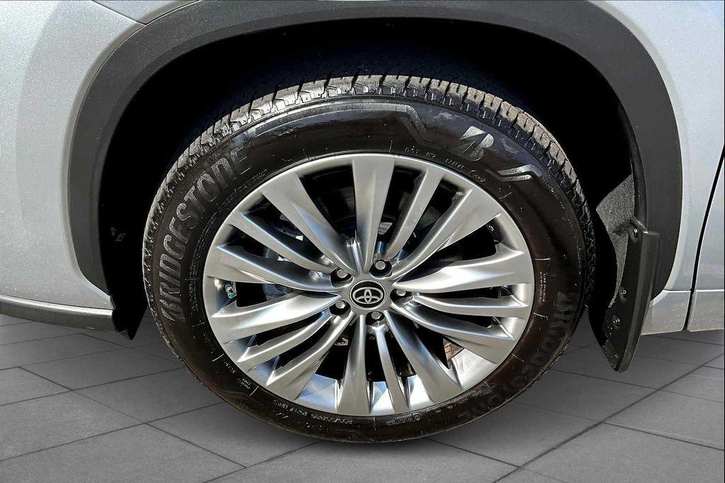 used 2024 Toyota Highlander Hybrid car, priced at $54,792