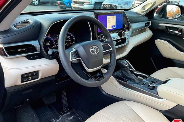 used 2024 Toyota Highlander car, priced at $51,791