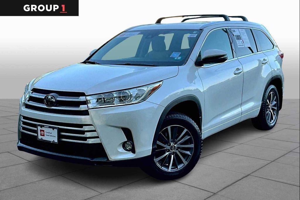 used 2018 Toyota Highlander car, priced at $23,981