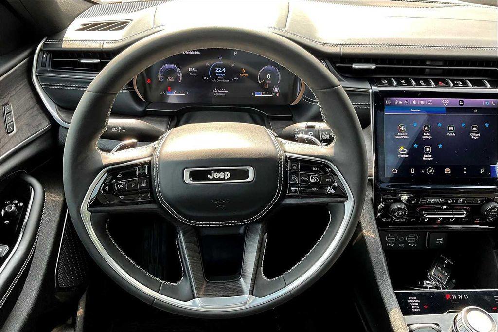 used 2023 Jeep Grand Cherokee car, priced at $34,791