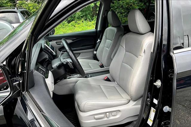 used 2016 Honda Pilot car, priced at $17,792