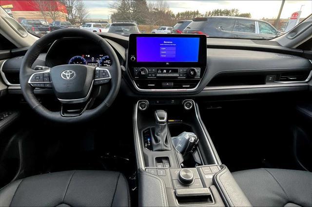 new 2025 Toyota Grand Highlander car, priced at $56,673