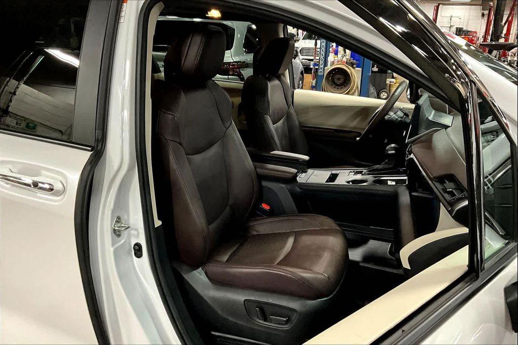 used 2024 Toyota Sienna car, priced at $53,981