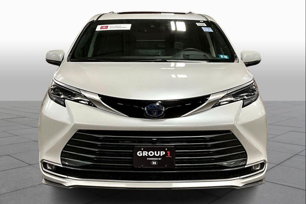 used 2024 Toyota Sienna car, priced at $53,981