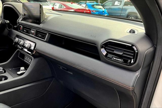 used 2025 Honda Pilot car, priced at $47,291