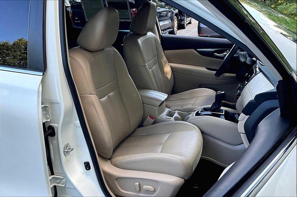 used 2019 Nissan Rogue car, priced at $16,981