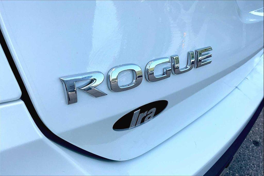 used 2019 Nissan Rogue car, priced at $16,981
