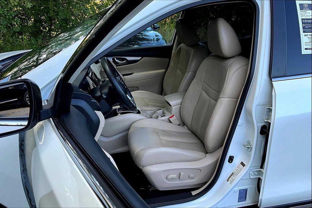 used 2019 Nissan Rogue car, priced at $16,981
