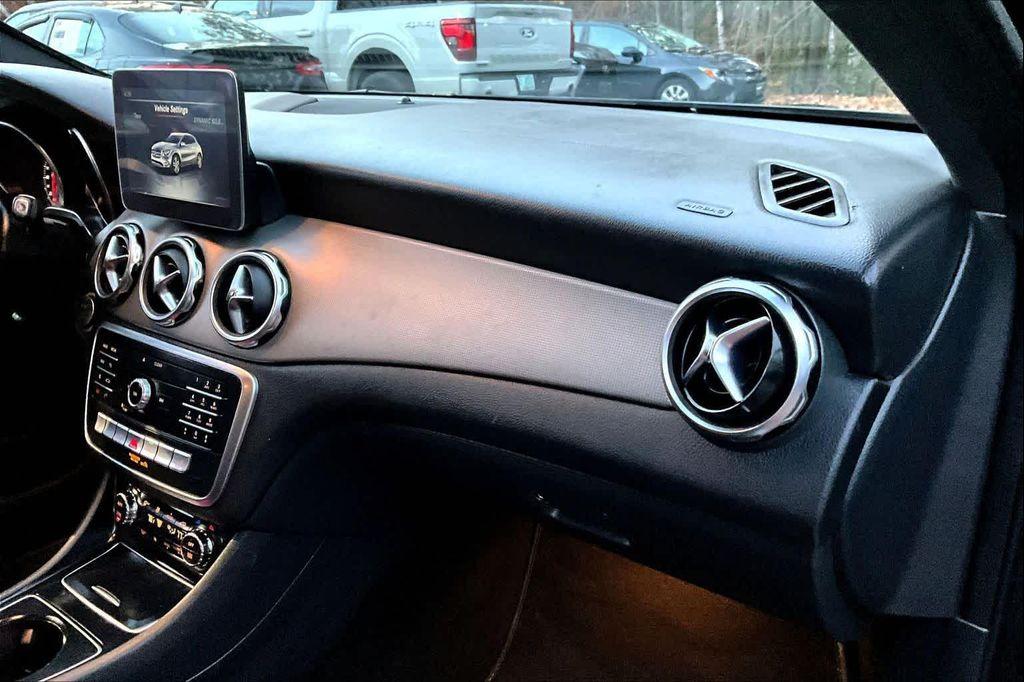 used 2018 Mercedes-Benz GLA 250 car, priced at $17,491