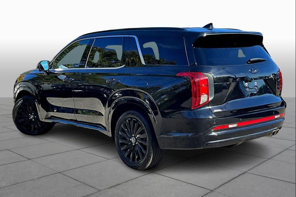 used 2024 Hyundai Palisade car, priced at $40,981