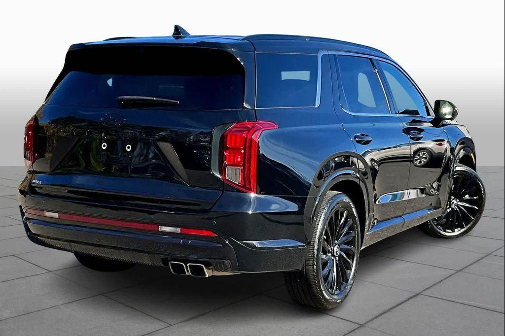 used 2024 Hyundai Palisade car, priced at $40,981