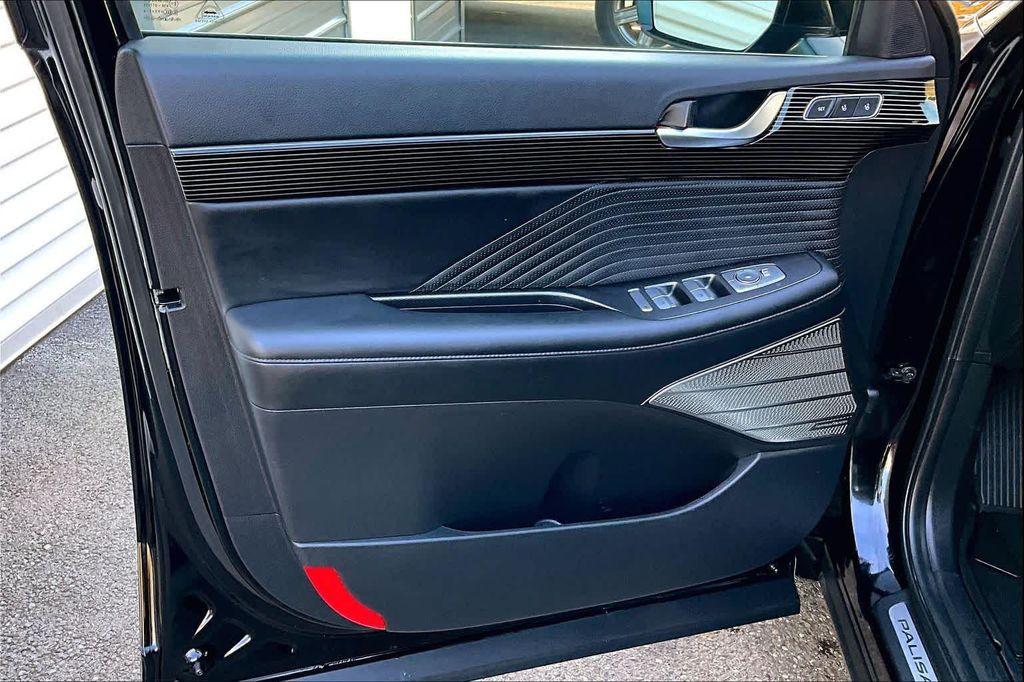 used 2024 Hyundai Palisade car, priced at $40,981