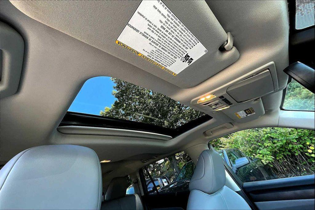 used 2020 Toyota Highlander car, priced at $29,491
