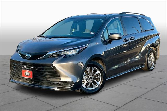 used 2023 Toyota Sienna car, priced at $39,981