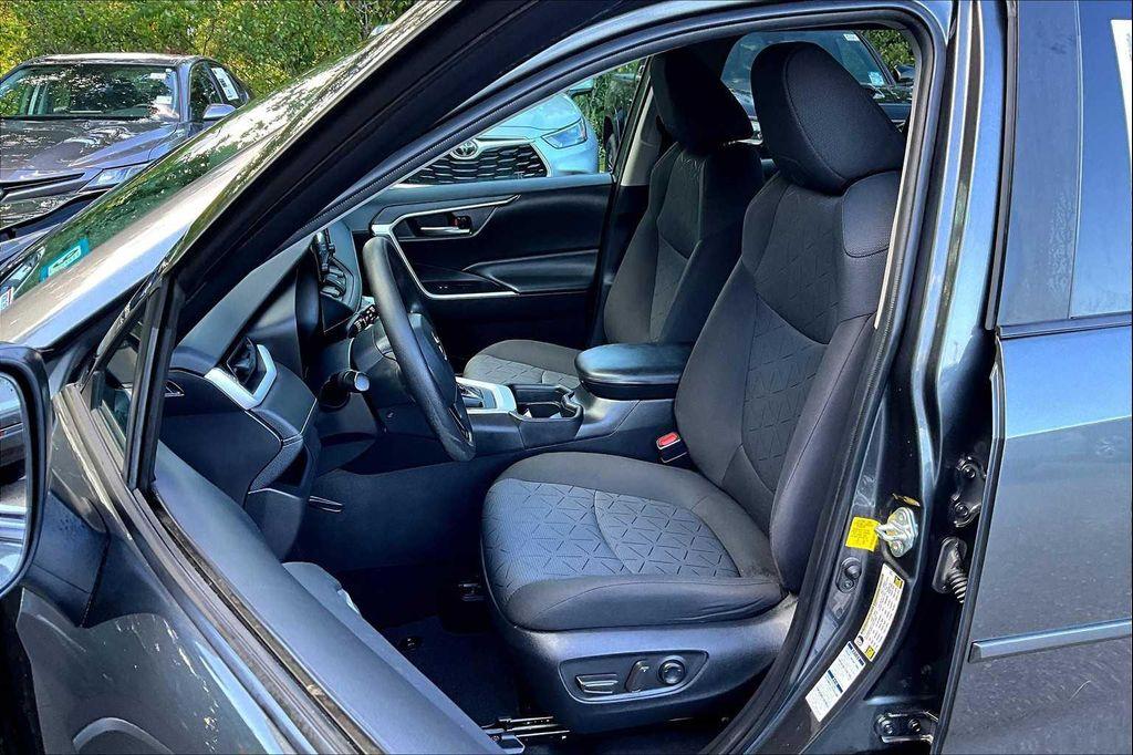 used 2020 Toyota RAV4 car, priced at $26,992