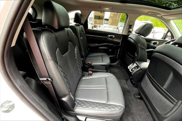used 2023 Kia Sorento car, priced at $34,692