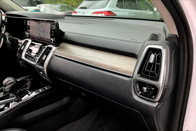 used 2023 Kia Sorento car, priced at $34,692