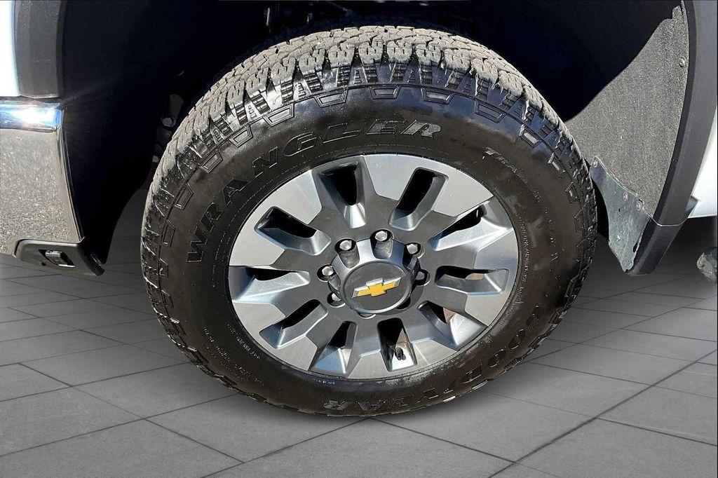 used 2024 Chevrolet Silverado 3500 car, priced at $59,992