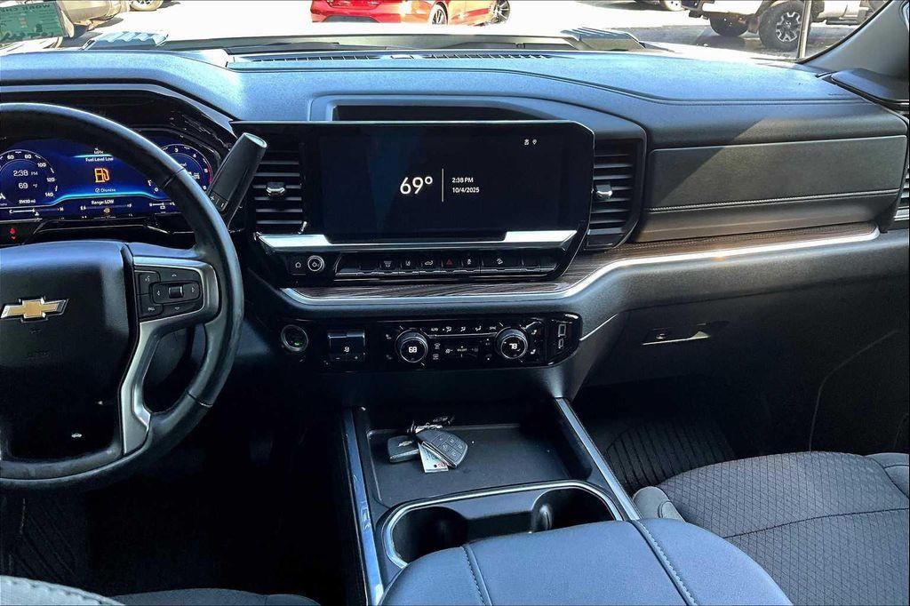 used 2024 Chevrolet Silverado 3500 car, priced at $59,992