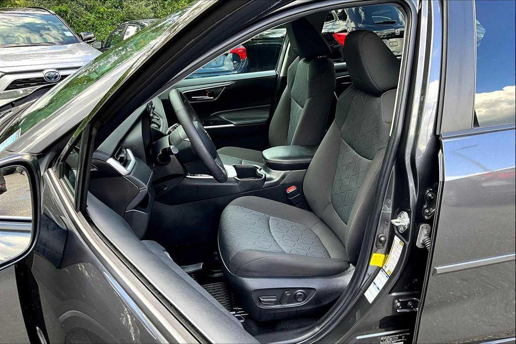 used 2022 Toyota RAV4 Hybrid car, priced at $33,721