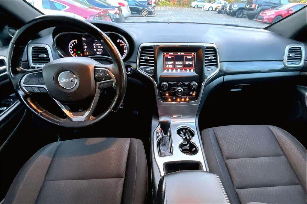 used 2020 Jeep Grand Cherokee car, priced at $20,981