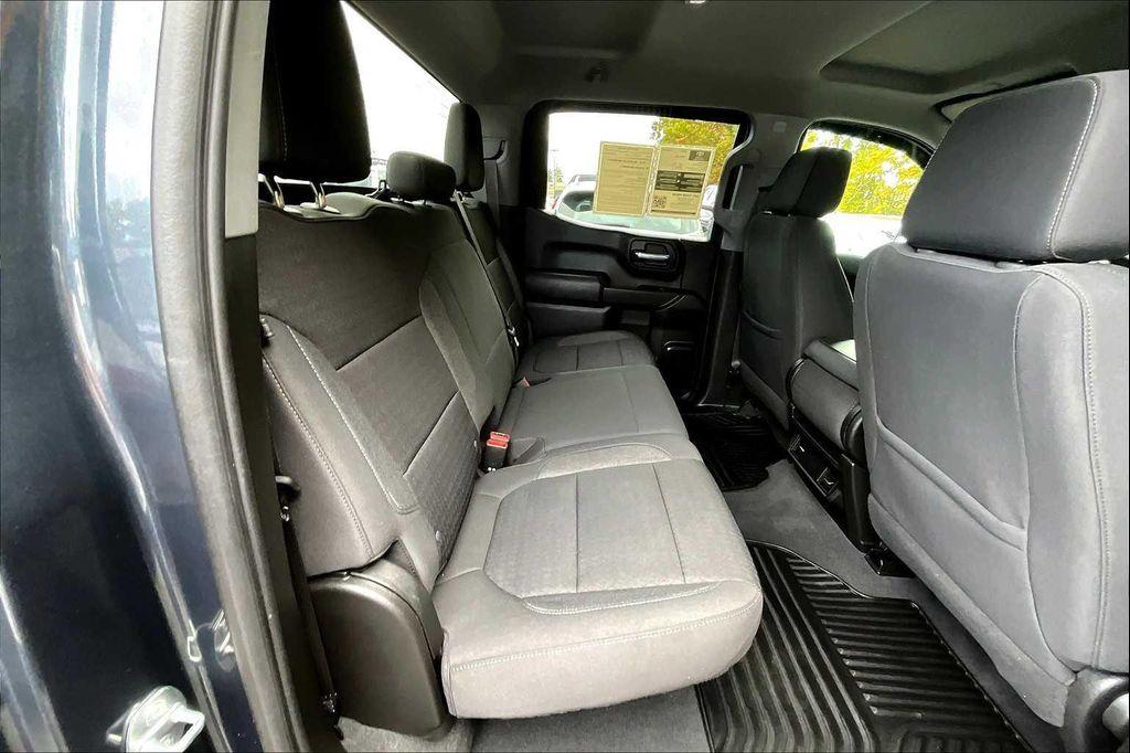 used 2022 Chevrolet Silverado 1500 car, priced at $30,981