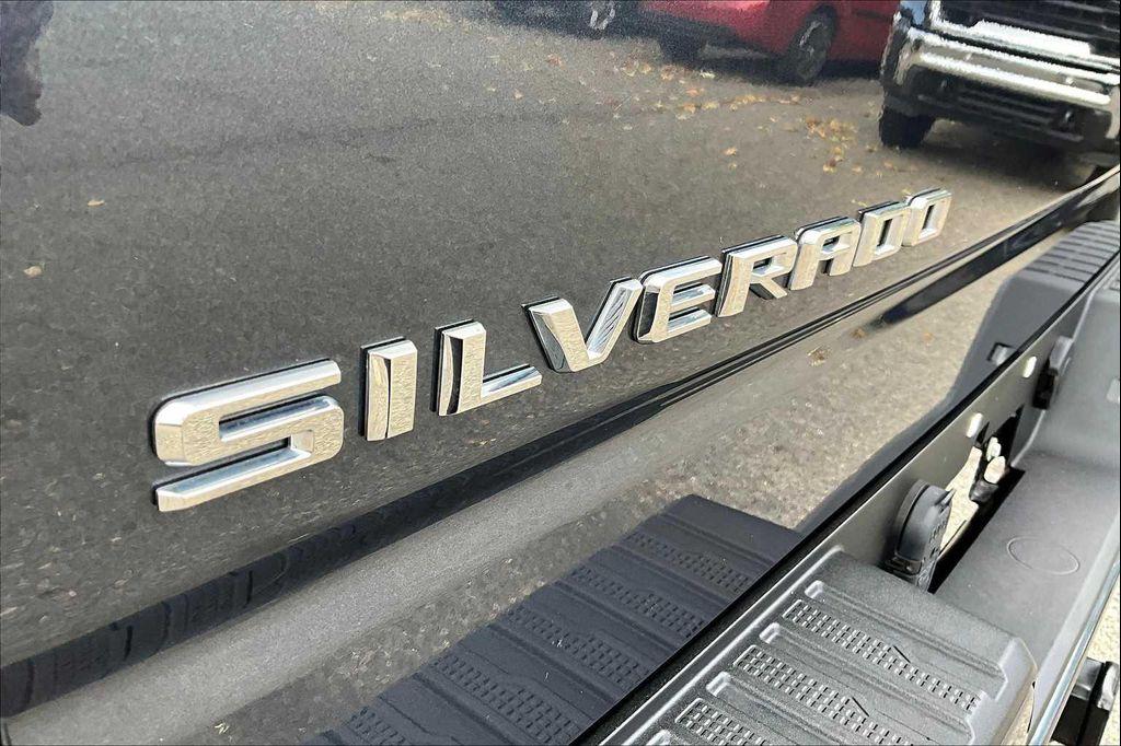 used 2022 Chevrolet Silverado 1500 car, priced at $30,981