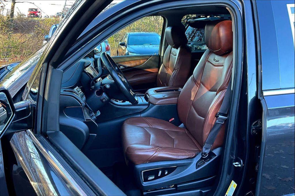 used 2015 Cadillac Escalade car, priced at $20,981
