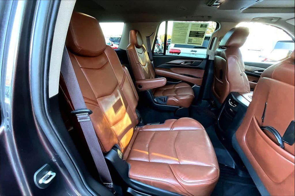 used 2015 Cadillac Escalade car, priced at $20,981