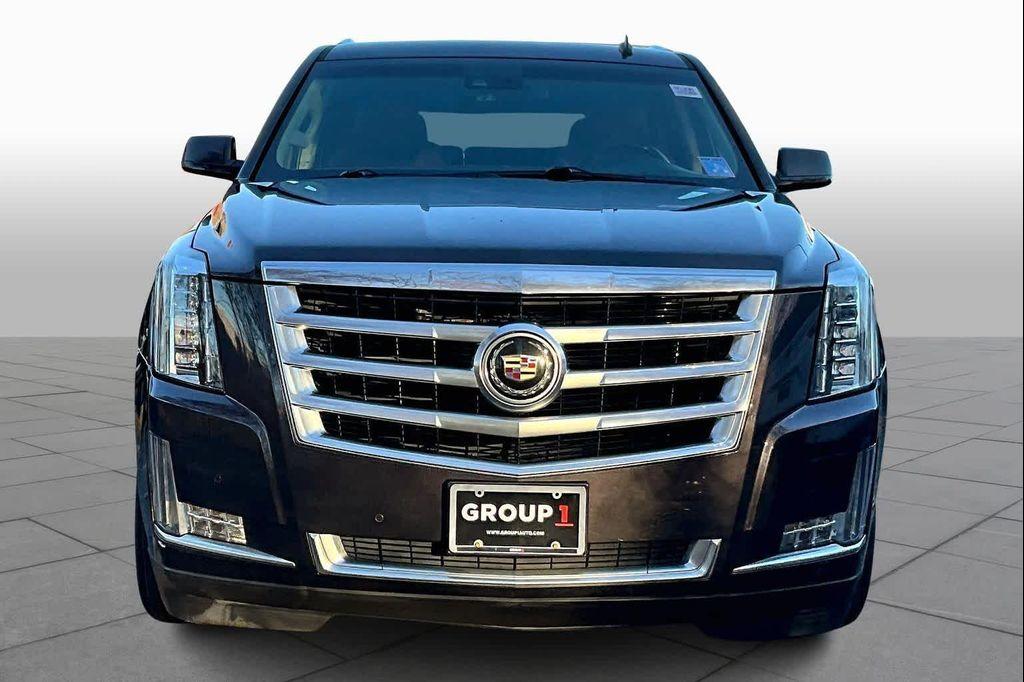 used 2015 Cadillac Escalade car, priced at $20,981