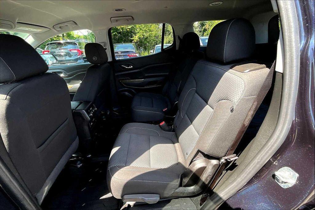 used 2022 GMC Acadia car, priced at $25,222