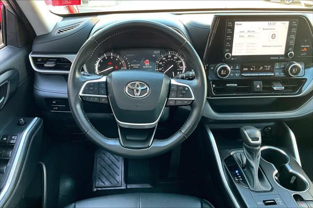 used 2022 Toyota Highlander car, priced at $35,491