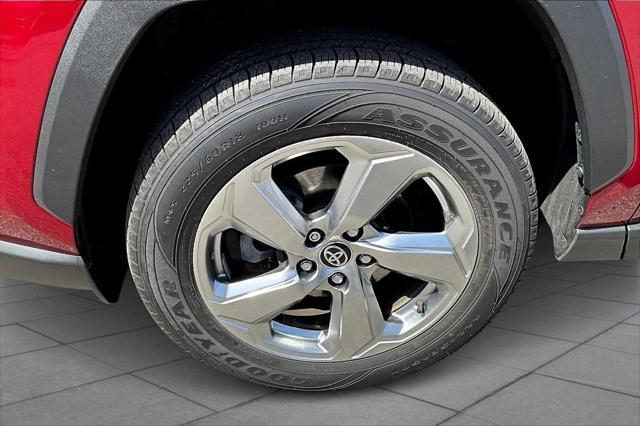 used 2020 Toyota RAV4 Hybrid car, priced at $27,981