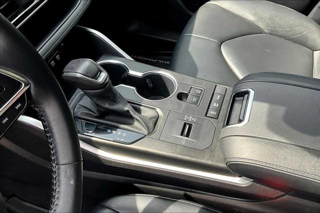 used 2021 Toyota Highlander Hybrid car, priced at $39,981